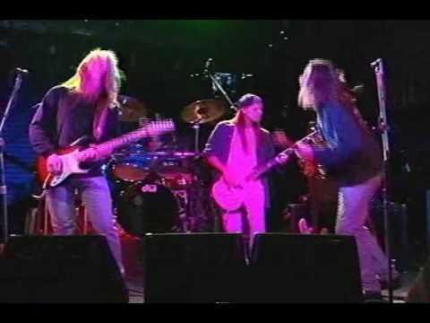 Andy Timmons e Red Beach in Down To the Wire (Live)